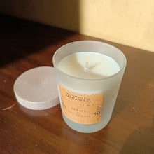 Carica l'immagine nel visualizzatore di Gallery, Candela Profumata Neroli e Petitgrain Nasoterapia