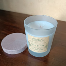 Carica l'immagine nel visualizzatore di Gallery, Candela Profumata Pera Kaiser e Legno di Quercia Nasoterapia