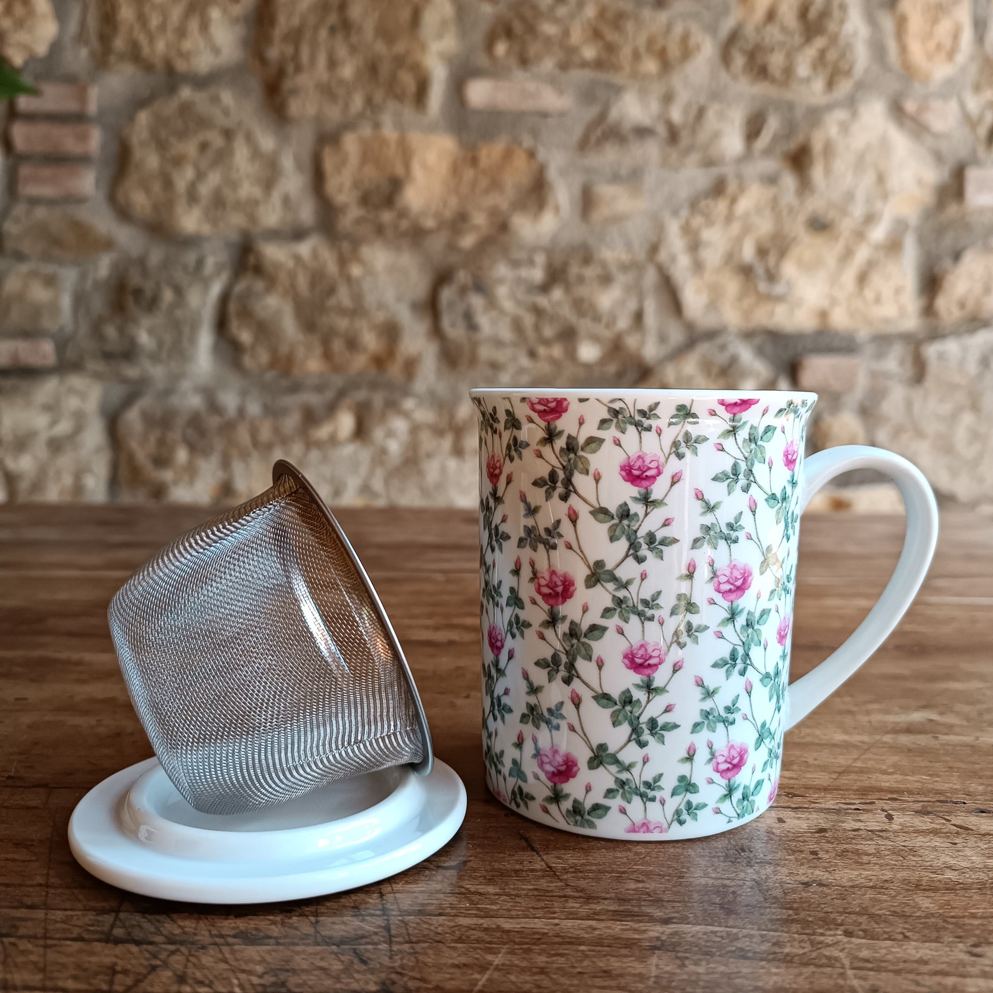 Tazza infusiera con filtro acciaio e coperchio - decorata con rose