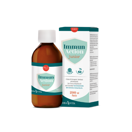 Immun Action fluido Junior è un integratore alimentare in forma di sciroppo pensato per i bambini. Stimola il sistema immunitario e ha azione ricostituente per recuperare energia