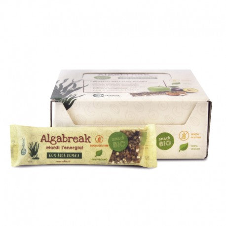 La barretta ALGABREAK è lo snack salutare che racchiude al suo interno tutte le proprietà benefiche della preziosa alga kombu, unite all’energia naturale di ingredienti come le mandorle, le noci brasiliane, le prugne disidratate e i semi di girasole.
Può essere utilizzata anche nel regime alimentare Cultivar insieme al prodotto Alghemar frullato
