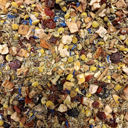 Infuso di frutta e piante officinali per conciliare il sonno e il rilassamento. I nostri infusi di frutta e erbe sono composti esclusivamente con piante, fiori, frutta rigorosamente selezionati di prima qualità, biologici