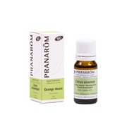 Olio essenziale di Arancio dolce biologico in flacone di verto scuro con contagocce Pranarom. L’olio essenziale di Arancio dolce è utile per favorire la funzionalità digestiva e favorire l’eliminazione dei gas a livello gastrointestinale, rilassante