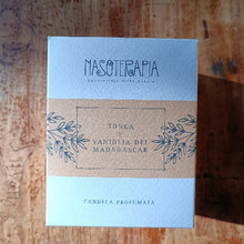 Carica l&#39;immagine nel visualizzatore di Gallery, Candela profumata Tonka e Vaniglia del Madagascar Nasoterapia
